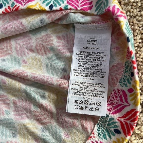 Boden 4L pink multi printed short sleeve dress. - Picture 7 of 7